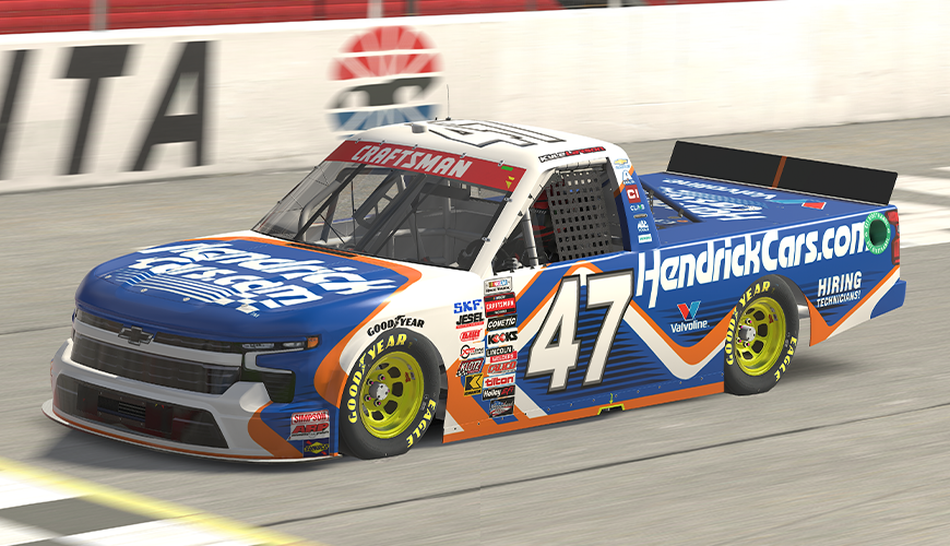 #47 Luca Smith